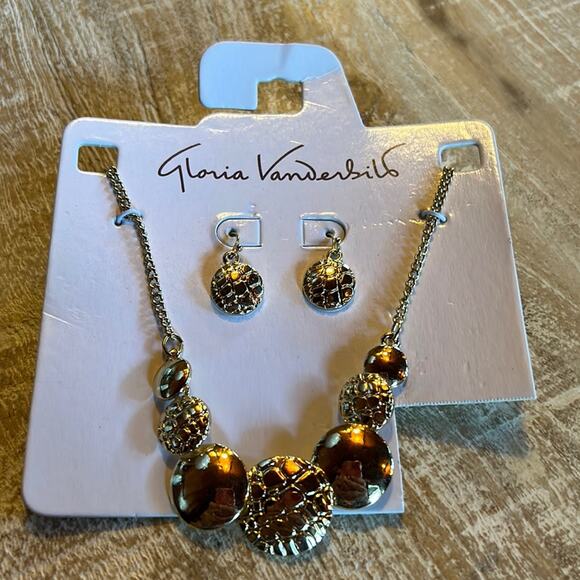 Gloria Vanderbilt Goldtone statement piece necklace and matching earrings #406 - Picture 1 of 3